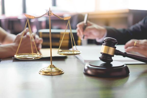 数字货币合法性探讨：比特币的法律风险与未来发展前景分析