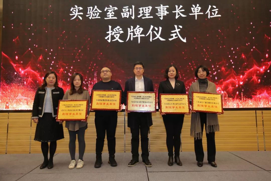 信贷评级和信用等级_信用货币数字货币_分析数字货币在信用评级中的应用：如何增强贷款与金融服务的透明度